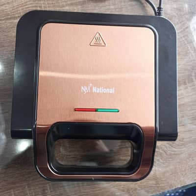 NM National Sandwich Maker