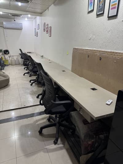 Office Tables & Chairs for sale complete set (6 Tables + 6 chairs)