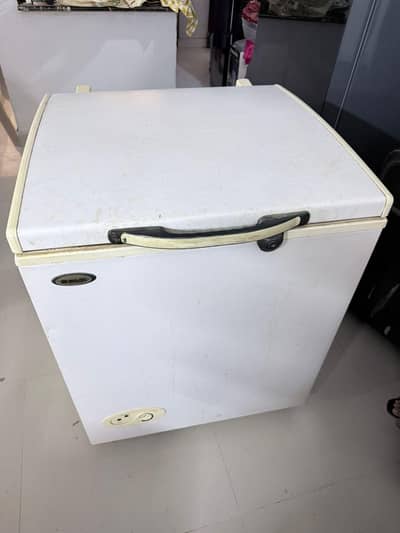 Deep freezer for sale-Working condition