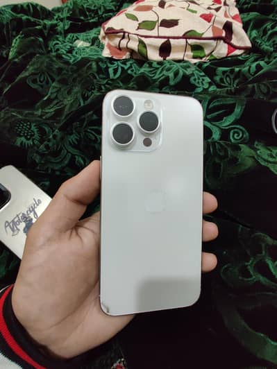 iPhone 15 pro max iCloud