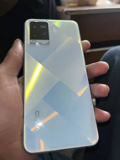 Vivo y21