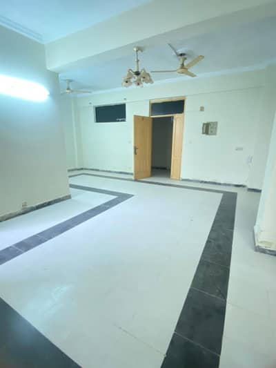 3 Bedrooms Attach Bathrooms Servant quarter