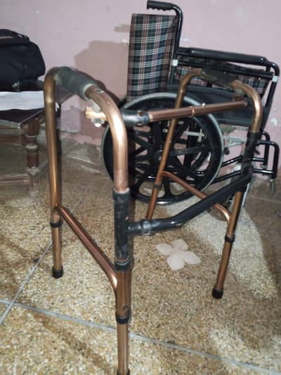 moveable aluminum walker moveable