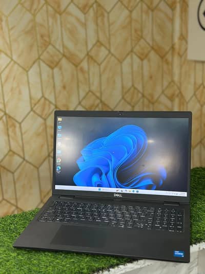 Dell Latitude 3520 i3 11th Generation Numpad Laptop