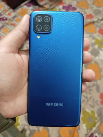 Samsung A12