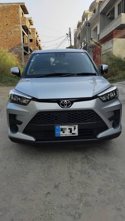 Toyota raize xs 2021 model 2025 fresh import