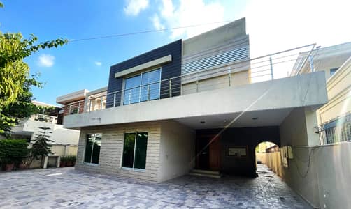 1 Kanal Slightly Used House For Sale DHA Phase 1