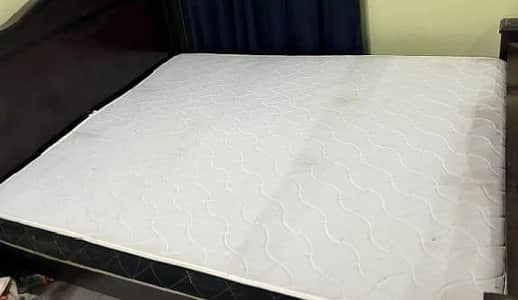 king size bed with medicated metress & dressing