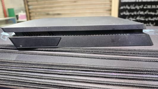 Ps4 slim