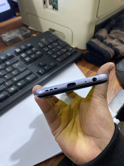 Vivo y20 4/64 GB PTA Approved