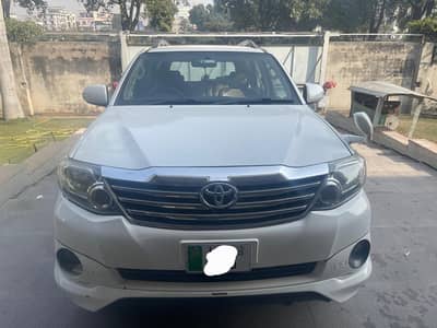 Toyota Fortuner TRD sportivo