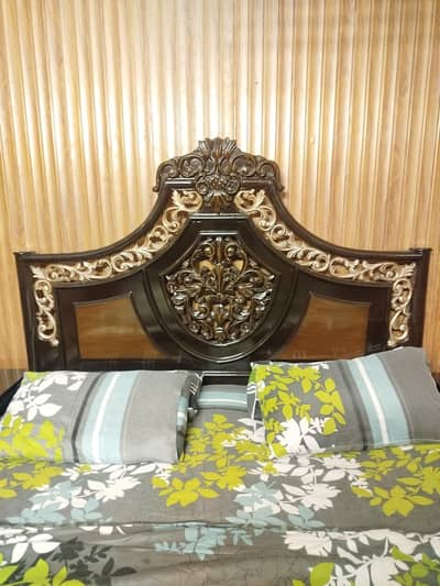 King size double Bed with dressing and 2 x side tables