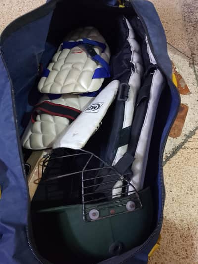 Hardball Cricket kit Price is negotiable