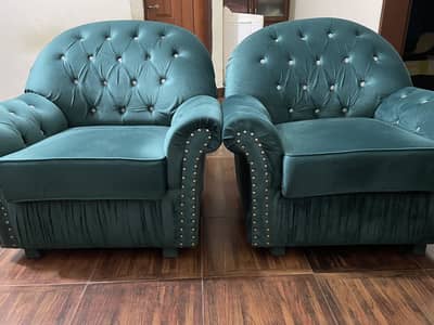 Sofa set / 5 seats brand new 10 by 10 condition