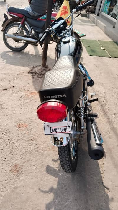 Honda CG 125 2025 Model | 4-Stroke Engine | Low Mileage | Excellent Co