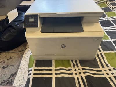 HP color Laser Jet pro MFP M180n