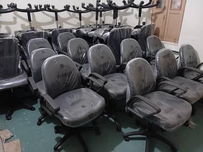 Offisys Master Used Good Condition Chairs Avalable