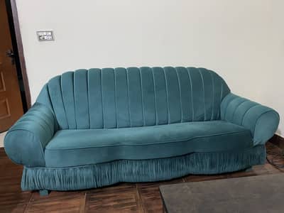 Sofa set / 5 seats brand new 10 by 10 condition