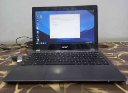 Acer C740 available