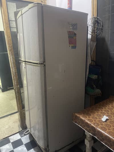 Pel refrigerator Model: 20165 100% working never repaired Large size