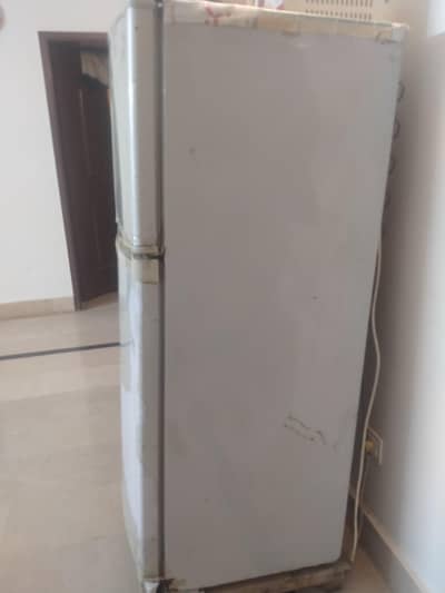 Refrigerator For Sale