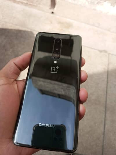 one plus 8 best phone 10/10 condition 256 GB no open no repair