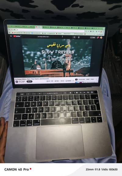 Macbook pro 13 inch tuch bar