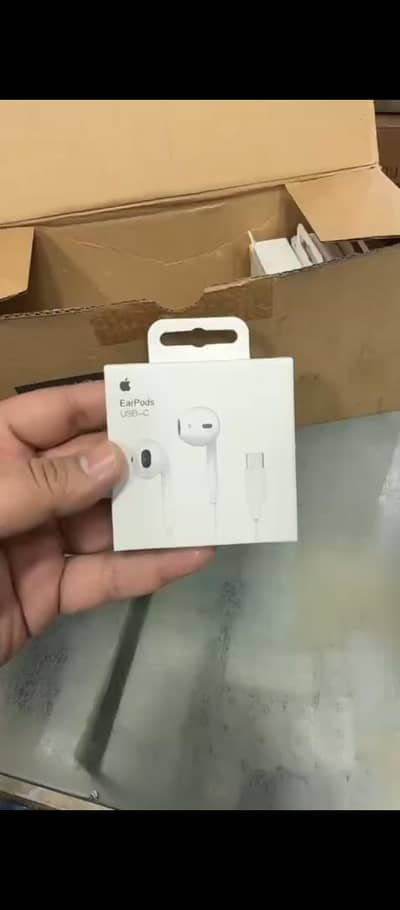 Apple Original C-type Earphones