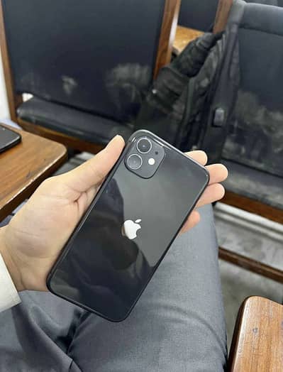 Iphone 11 non jv 64Gb bh 100% 10/10 condition waterpack