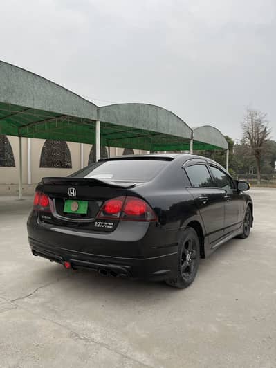 Honda civic oriel 2010