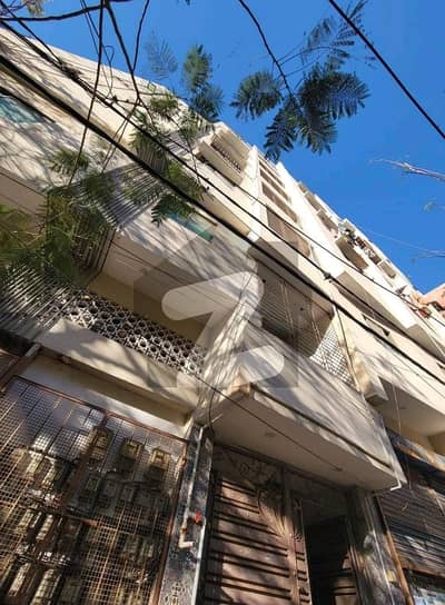 Flat 750 Square Feet For Sale In Upper Gizri