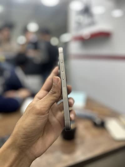 IPHONE 15 PRO 128GB JV NATURAL 93%HEALTH