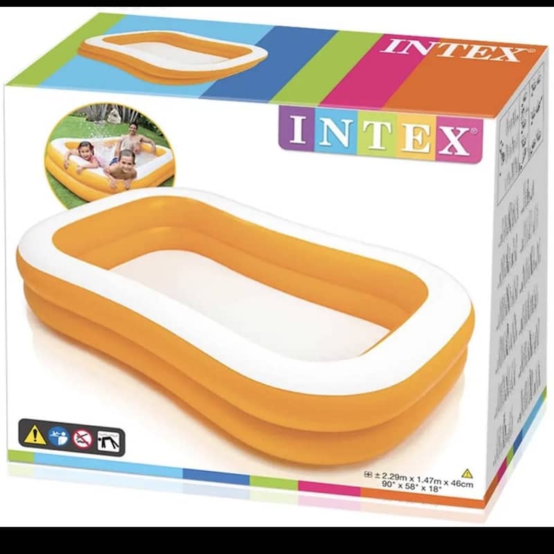Intex pool 1