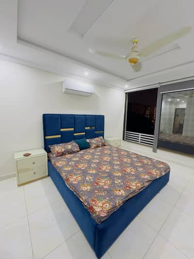 1 bed Luxury apartments for short stay like 3 to 4 hours rent In bahria Town Lahore