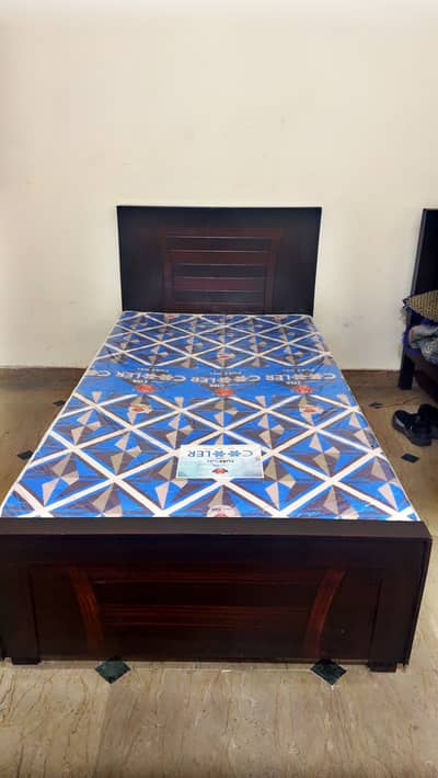 Single bed for sale