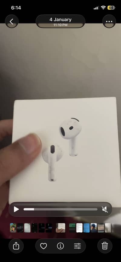 Airpods 4 Active noise cancellation ANC