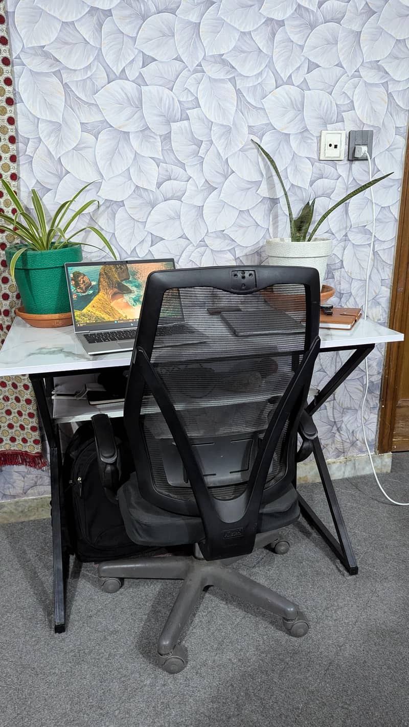 Computer and study table workstation 1