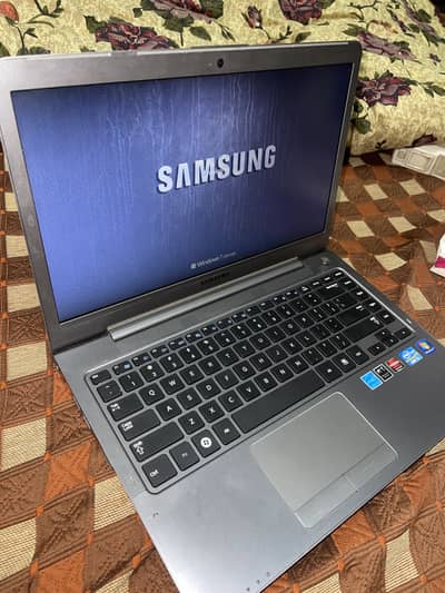 Samsung Core i5 Laptop | 4GB RAM | Working Condition