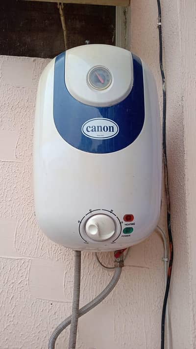 electric Geyser 16L working perfect