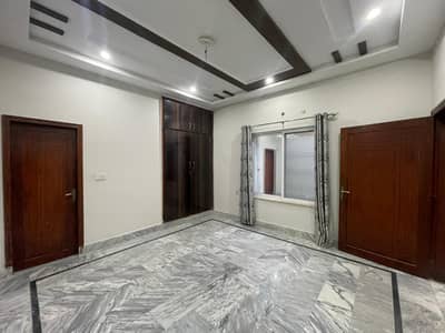 5 Marla Upper portion For Rent In MPs Road Gated Street Security 24/7