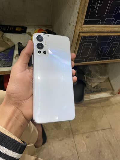 Infinix hot12 with box charger 6/128