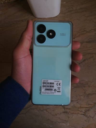 ZTE nobia a36 bilkul new mobile hai 20 se 25 din Chala hai