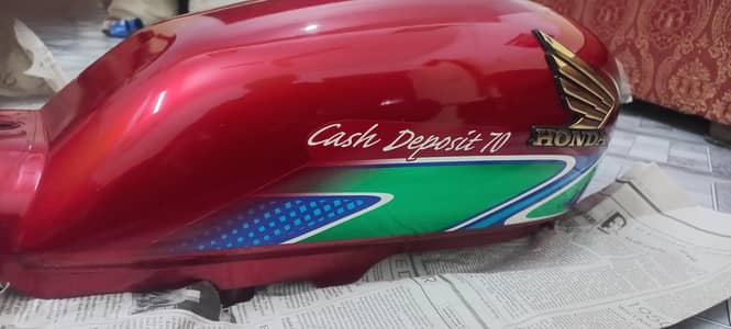 Honda CD 70  tanky tapy