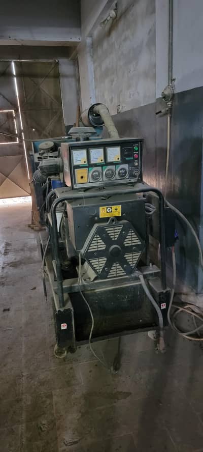 Mazda 3000 generator