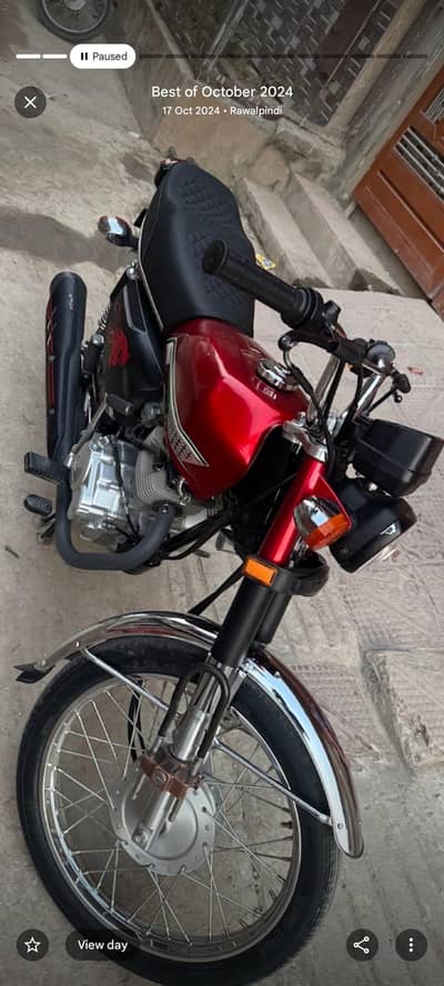 Honda CG125 red color