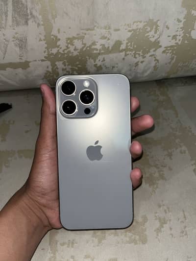 iPhone 15 Pro Max Natural Titanium
