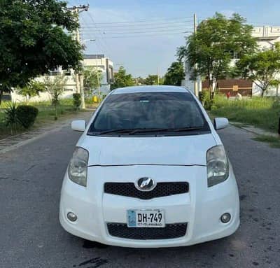 Urgent Sale Vitz 2005/15