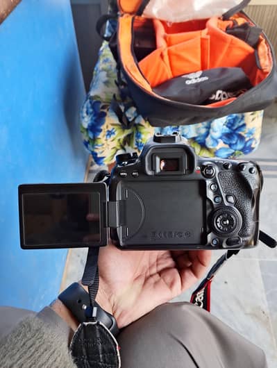 Canon 6D mark 2/28-105 lens 3.5 03018133066