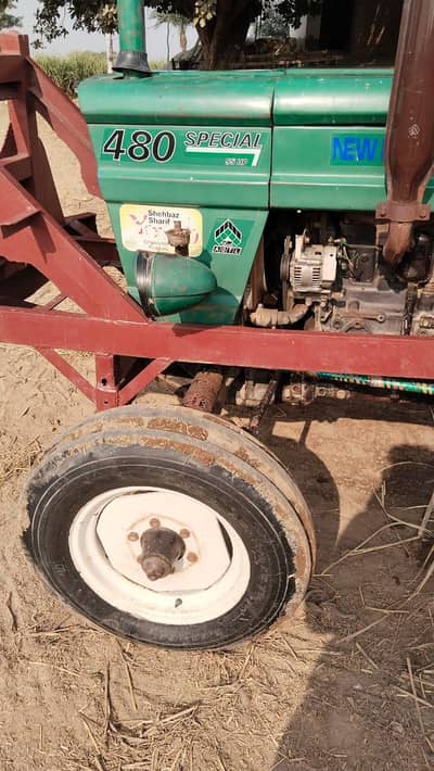 480 green scheme trackter for sale model 2012,  14 anay genuine condi