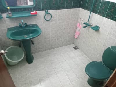 12 Marla 1st Floor Portion For Rent (Mian Park Society)